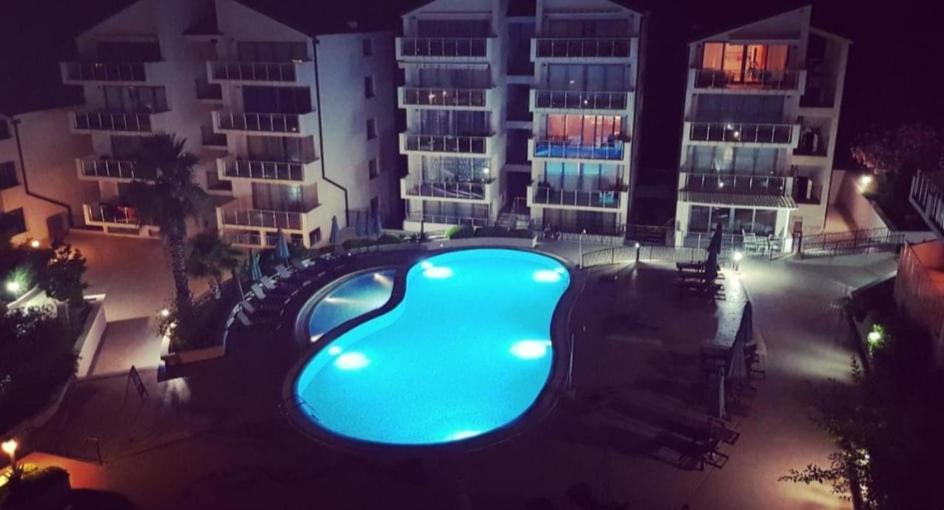 בודווה Blue Horizon Apartment Resort מראה חיצוני תמונה